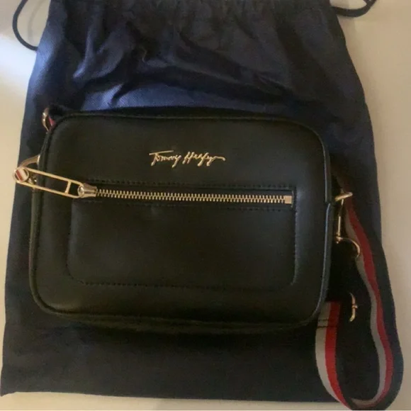 real tommy hilfiger bag - Picture 3 of 3